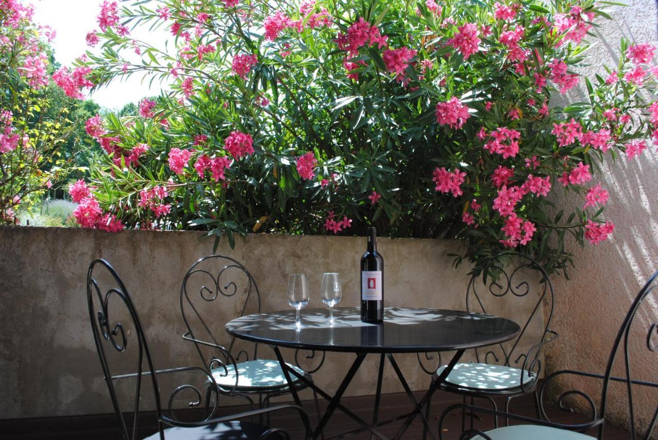 Chez Yvette , C'Est Chouette!! Acomodação com café da manhã Carcassonne Exterior foto